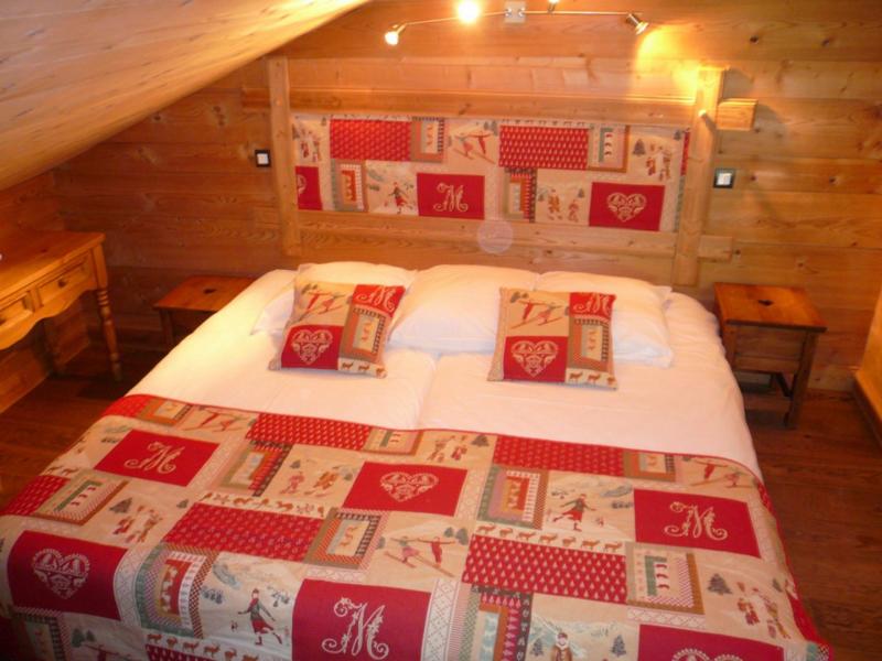 Holiday in mountain resort 6 room apartment 12 people (1) - Chalet Bon Vieux Temps - Le Grand Bornand - Bedroom