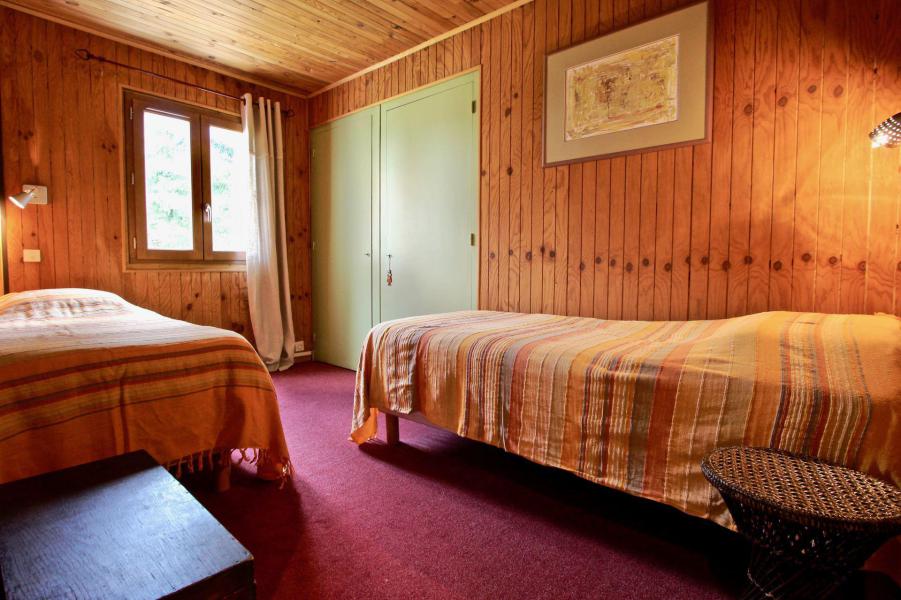 Holiday in mountain resort 4 room apartment 8 people (1) - Chalet Bout au Vent - Chamrousse - Bedroom