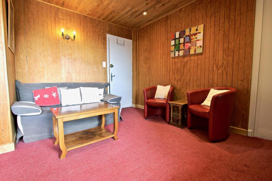 Holiday in mountain resort 4 room apartment 8 people (1) - Chalet Bout au Vent - Chamrousse - Living room