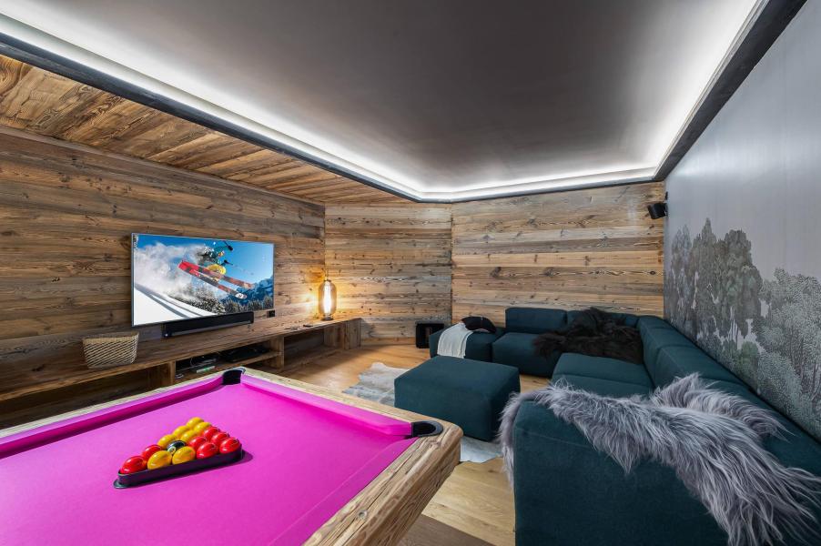 Holiday in mountain resort 7 room chalet 14 people - Chalet Carcentina - Courchevel - Living room