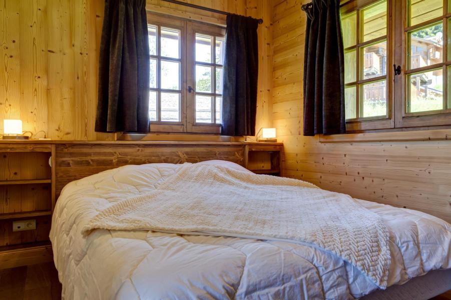 Holiday in mountain resort 3 room duplex chalet 6 people - Chalet Carlina Extension - La Tania - Accommodation