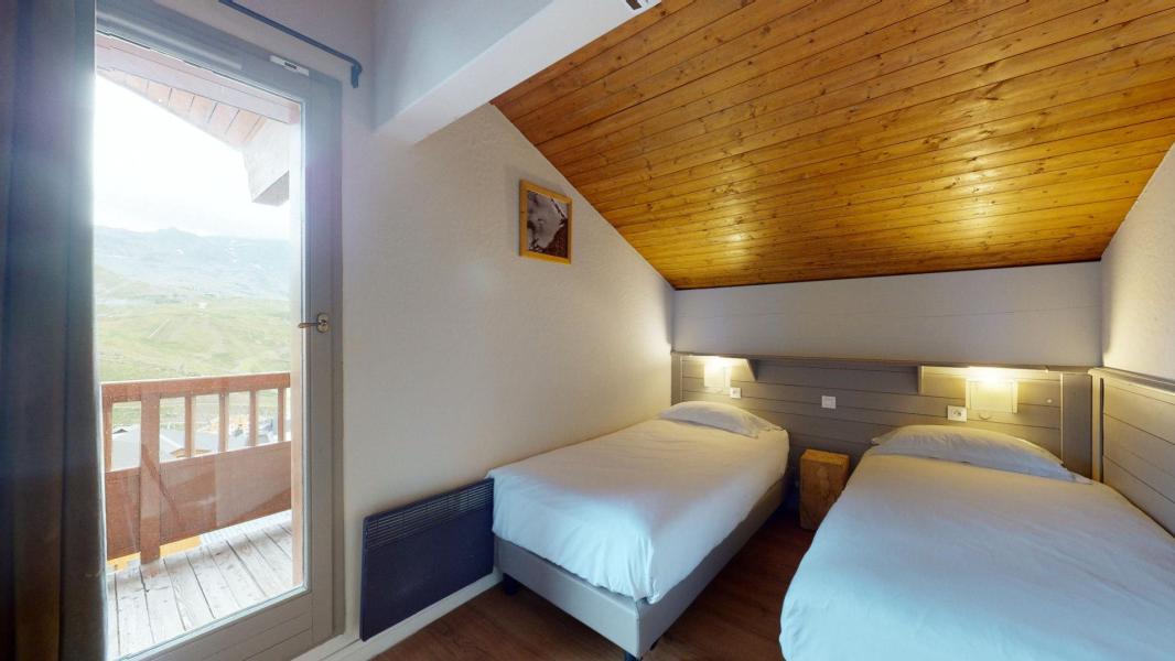 Holiday in mountain resort Chalet Chamois - Val Thorens - Bedroom