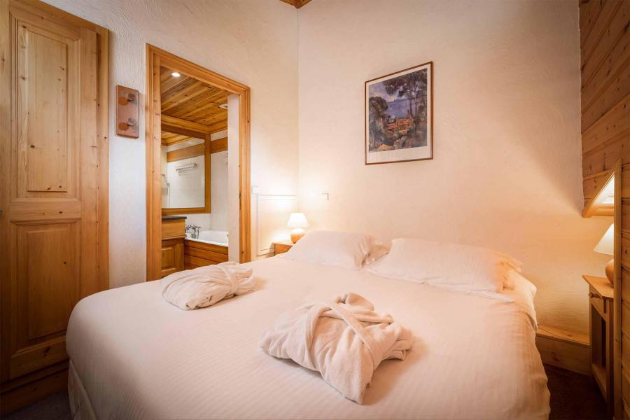 Holiday in mountain resort Chalet Charvet - Val d'Isère - Bedroom