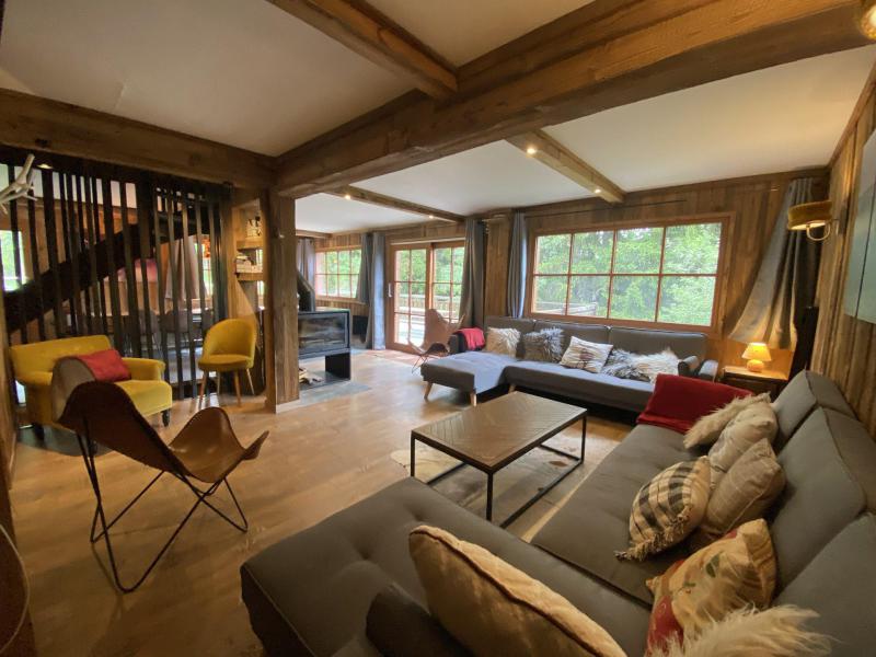 Holiday in mountain resort 7 room chalet 14 people - Chalet Clémentine - La Tania - Living room