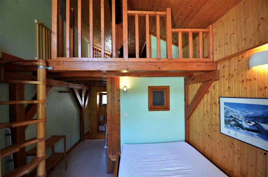 Vacanze in montagna Appartamento su due piani 2 stanze per 2 persone - Chalet Clochette - Les Menuires - Camera