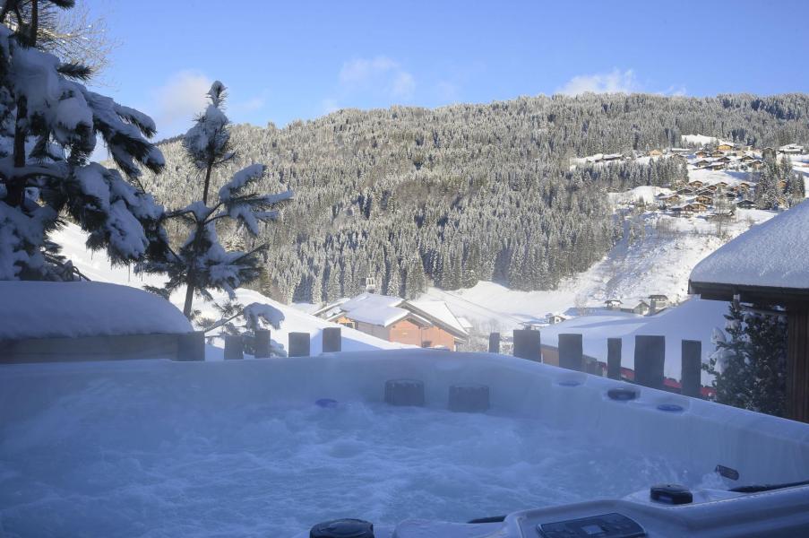 Vacances en montagne Chalet 5 pièces 8 personnes - Chalet Cocoon - Les Gets - Jacuzzi