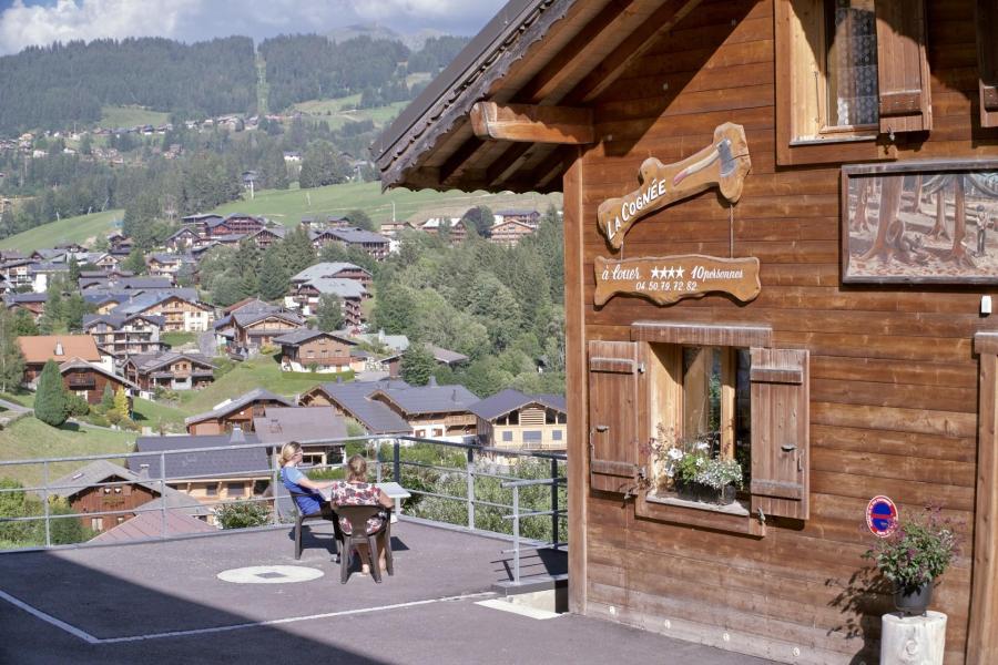 Urlaub in den Bergen Doppelchalethälfte 5 Zimmer für 9 Personen - Chalet Cognée - Les Gets - Draußen im Sommer