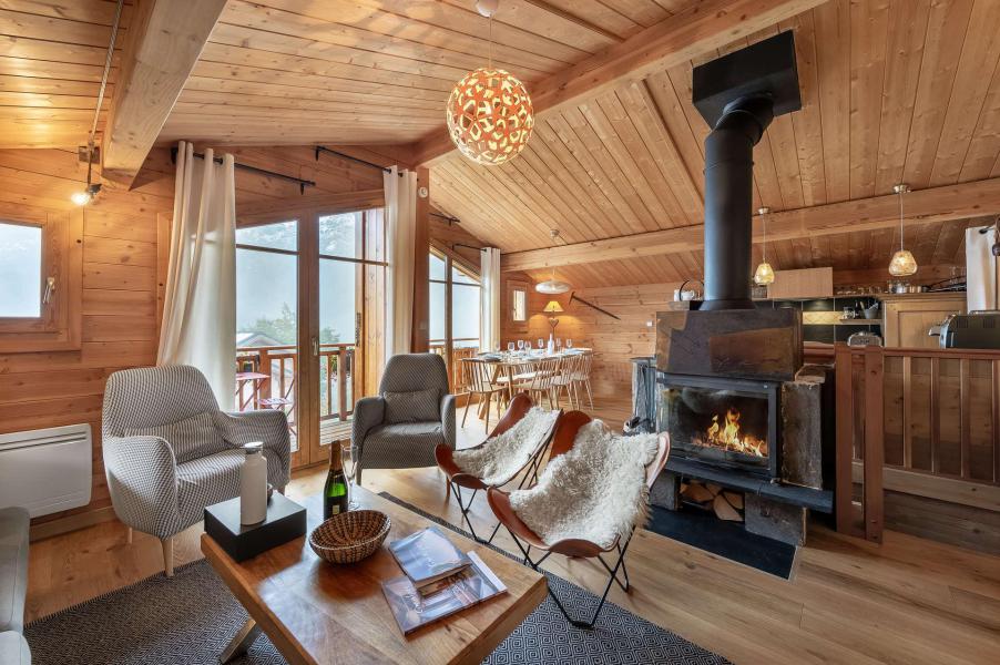Vacanze in montagna Chalet su 3 piani 5 stanze per 10 persone - Chalet Coton - Saint Martin de Belleville - Stufa a legna