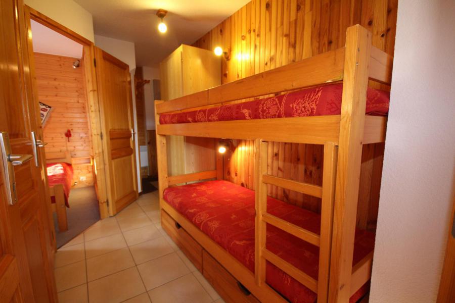 Urlaub in den Bergen 2-Zimmer-Holzhütte für 6 Personen (106) - Chalet Cristal 1 - Les Saisies - Offener Schlafbereich