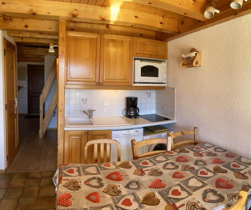 Vacanze in montagna Appartamento 2 stanze con mezzanino per 6 persone (116) - Chalet Cristal 1 - Les Saisies