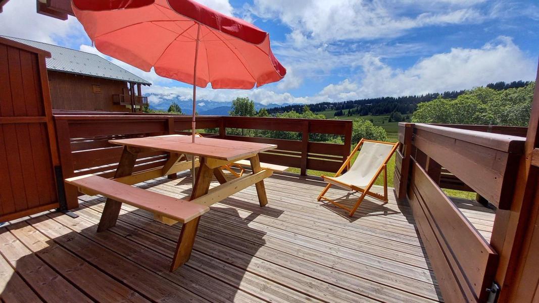 Holiday in mountain resort Studio cabin 4 people (303) - Chalet Cristal 3 - Les Saisies - Balcony