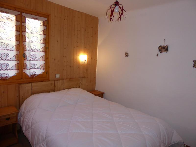 Holiday in mountain resort 4 room apartment 8 people (2) - Chalet Cristal - Champagny-en-Vanoise - Bedroom