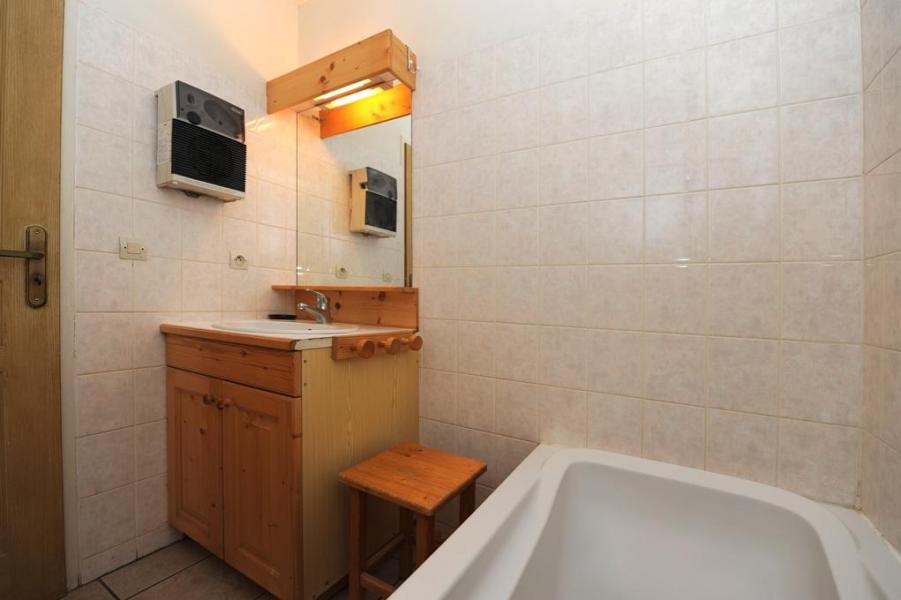 Vacanze in montagna Appartamento su due piani 6 stanze per 13 persone - Chalet Cristal - Les Menuires - Vasca da bagno
