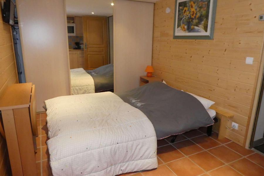 Holiday in mountain resort 5 room duplex chalet 12 people - Chalet Crocus - Réallon - Double bed
