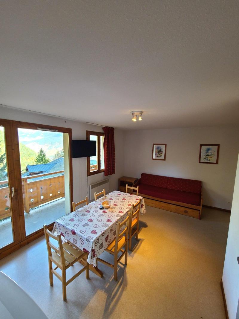 Holiday in mountain resort 2 room apartment cabin 6 people (H22) - Chalet d'Arrondaz - Valfréjus - Kitchen