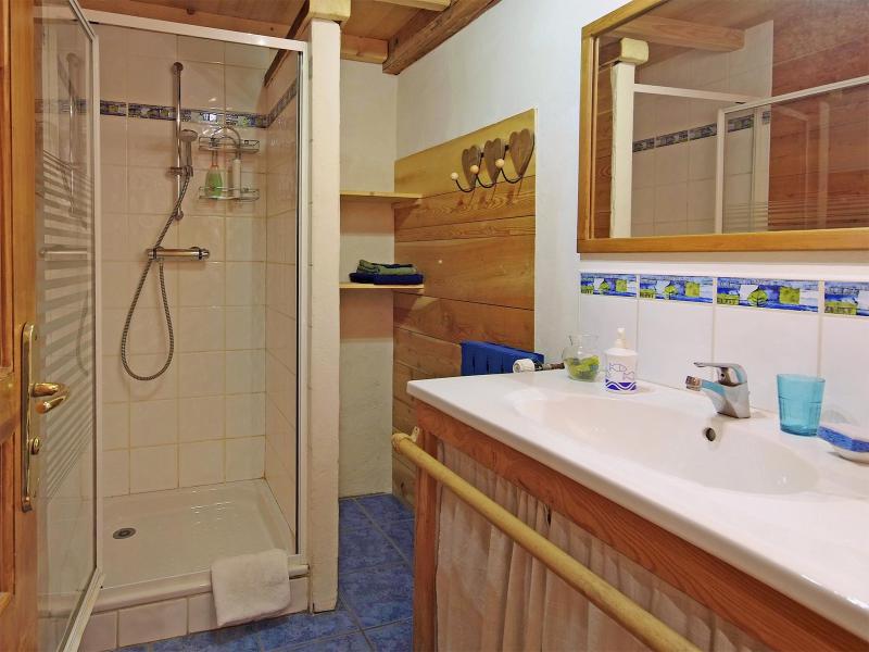 Holiday in mountain resort Chalet de Claude - Peisey-Vallandry - Shower room
