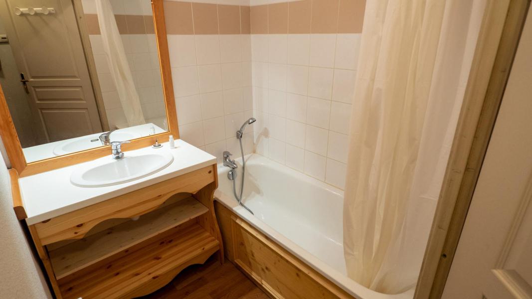 Holiday in mountain resort 2 room apartment 4 people (26) - Chalet de Florence - Valfréjus - Bath-tub