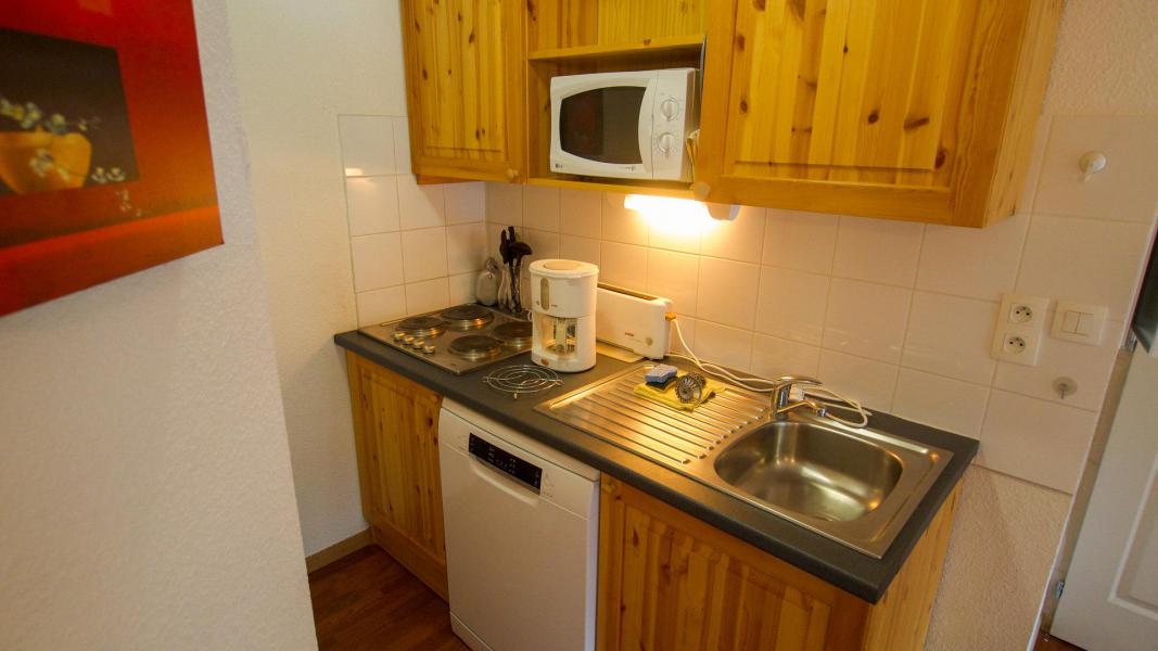 Holiday in mountain resort 2 room apartment cabin 4 people (105) - Chalet de Florence - Valfréjus - Kitchen