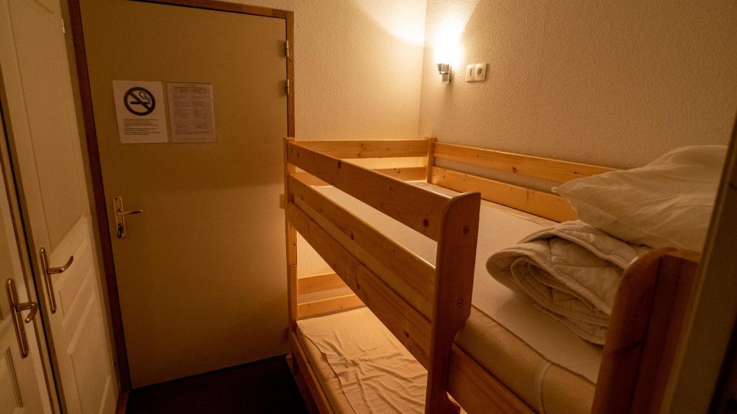 Holiday in mountain resort 3 room apartment sleeping corner 8 people (43) - Chalet de Florence - Valfréjus - Bedroom