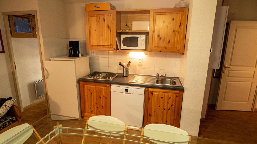 Holiday in mountain resort 3 room apartment sleeping corner 8 people (43) - Chalet de Florence - Valfréjus - Kitchen
