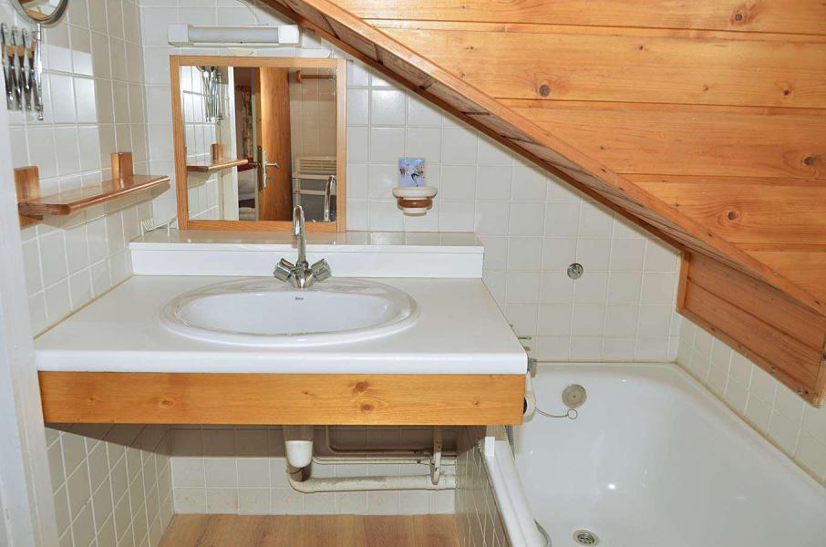 Holiday in mountain resort 3 room duplex apartment cabin 8 people (C1) - Chalet de l'Arbaron - Flaine - Accommodation