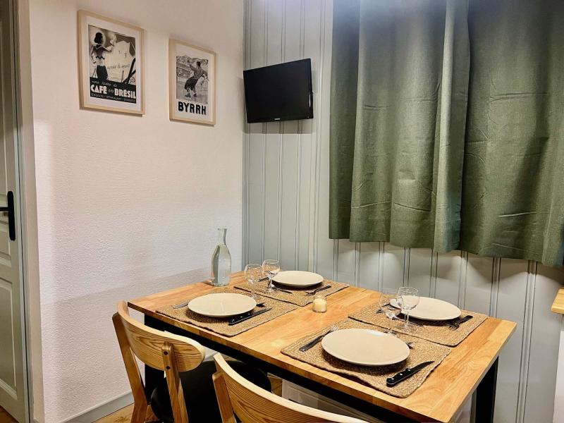 Holiday in mountain resort 2 room apartment sleeping corner 4 people (8) - Chalet de l'Arvette - Valloire - Living room