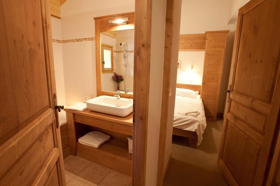 Holiday in mountain resort Chalet de la Dame Blanche - Les Menuires - Bedroom