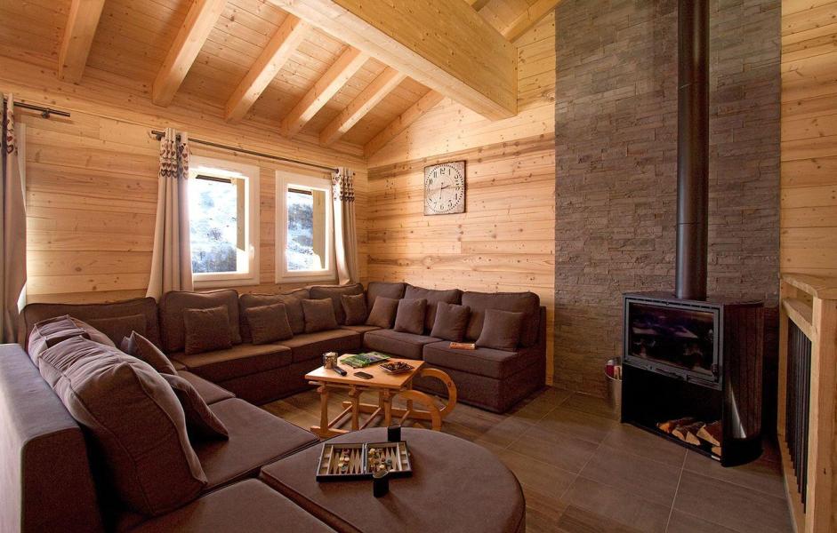 Holiday in mountain resort Chalet de Sophie - Les Menuires - Living room