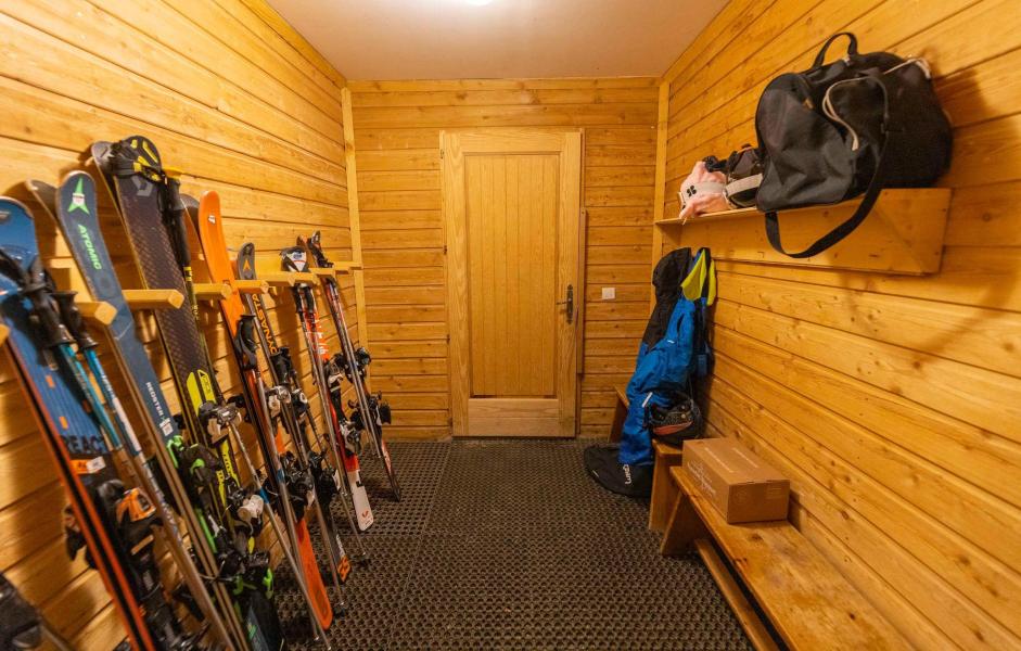 Urlaub in den Bergen Chalet Diane - Alpe d'Huez - Skiaufbewahrungsfach