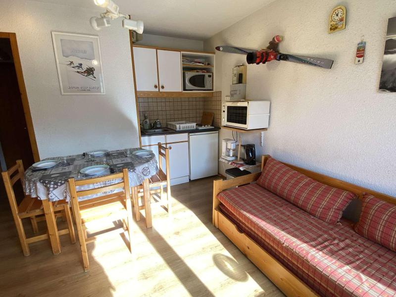 Holiday in mountain resort 2 room apartment cabin 4 people (A12) - CHALET DU CHARVIN - Praz sur Arly