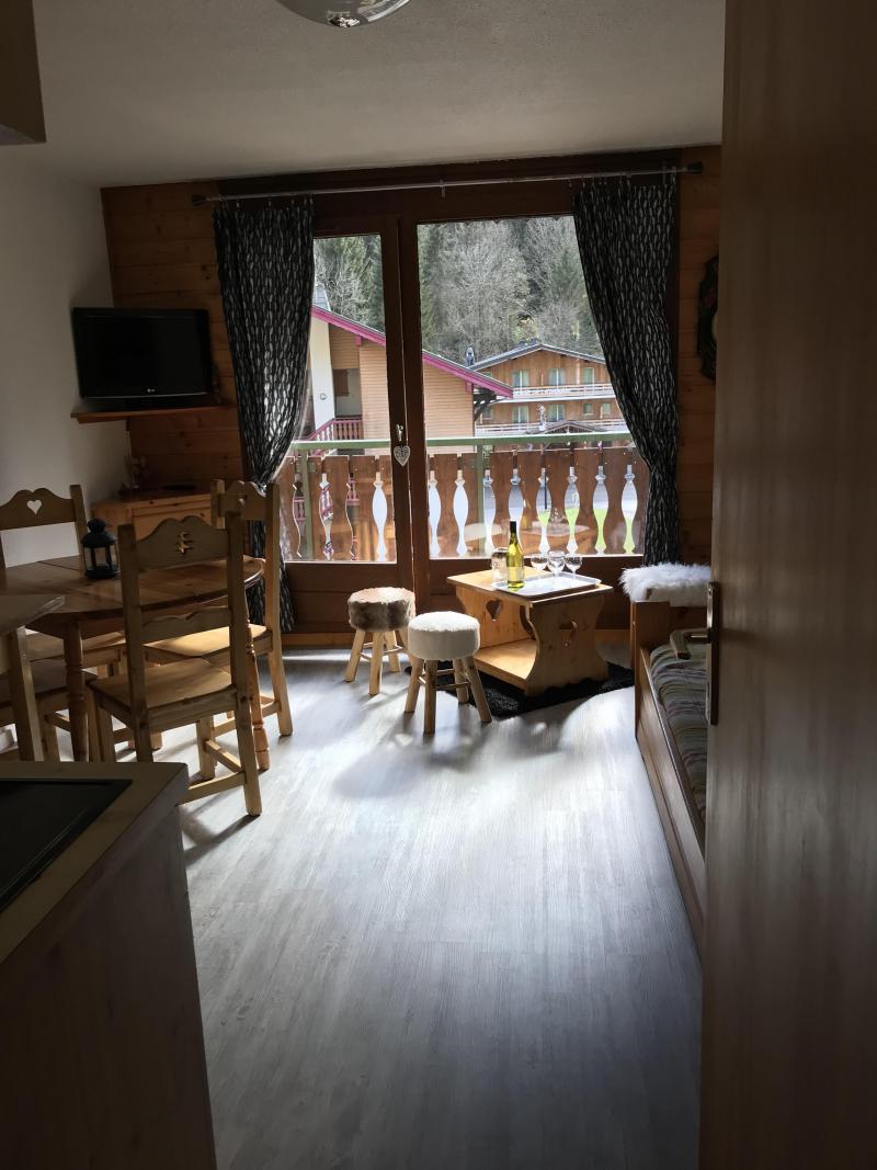 Urlaub in den Bergen 2-Zimmer-Berghütte für 5 Personen (12C) - Chalet du Perthuis - Châtel - Wohnzimmer