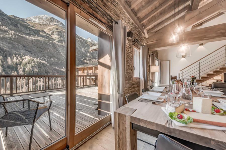 Urlaub in den Bergen Chalet Eagle Lodge - Tignes - Wohnzimmer