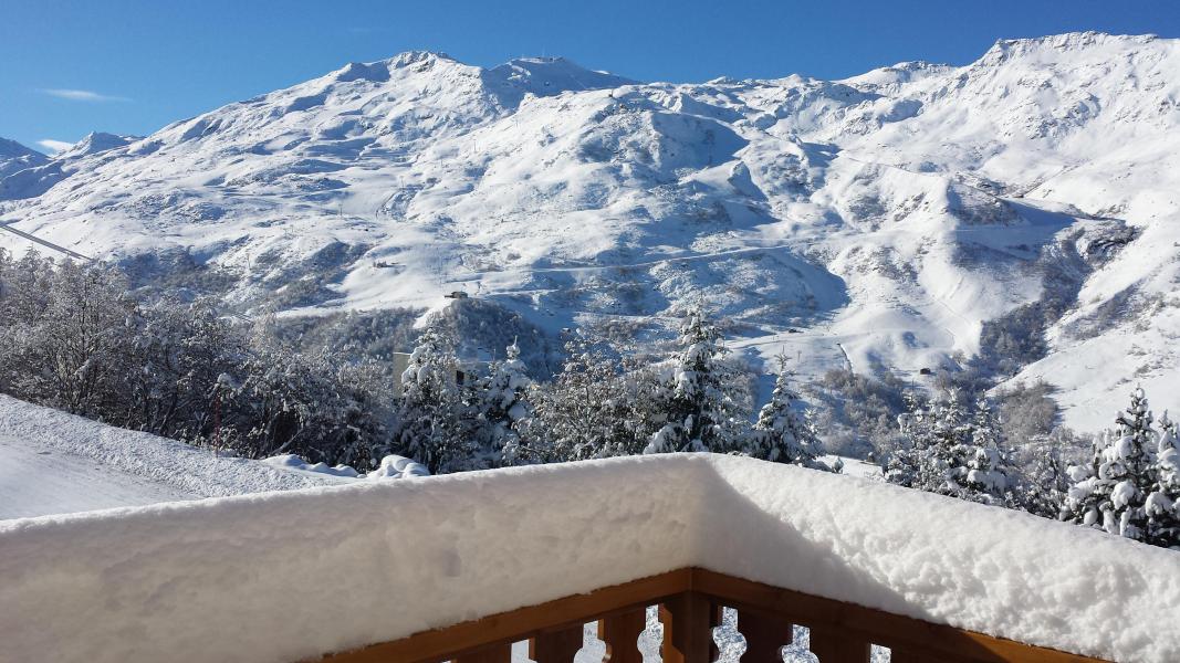 Holiday in mountain resort Chalet Eglantier - Les Menuires - Balcony