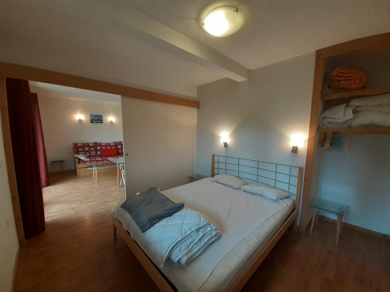 Holiday in mountain resort 2 room apartment 4 people (1-17) - Chalet Florence - Valfréjus - Bedroom