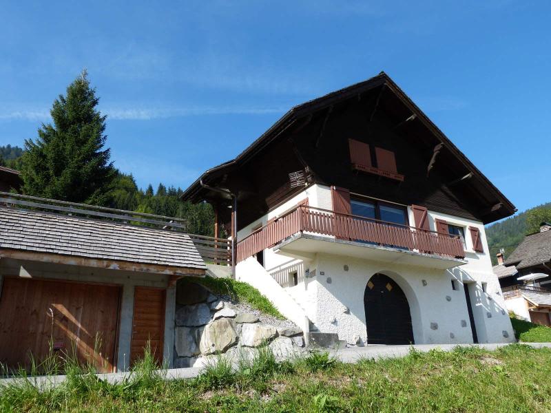 Wynajem na narty Chalet Forêt - La Clusaz - Na zewnątrz latem