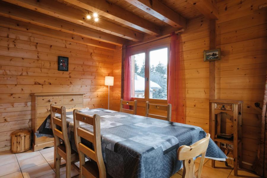 Holiday in mountain resort Semi-detached 4-room duplex chalet for 6 people (07) - Chalet Gotty Joly 7 - La Clusaz - Living room