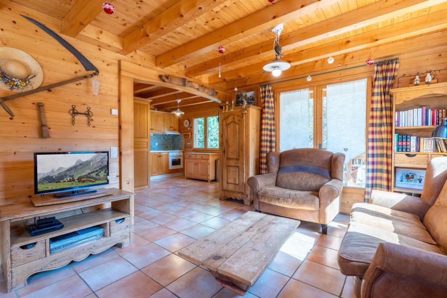 Holiday in mountain resort 5 room duplex semi-detached chalet 9 people - Chalet Gotty Joly L'Bele - La Clusaz - Living room