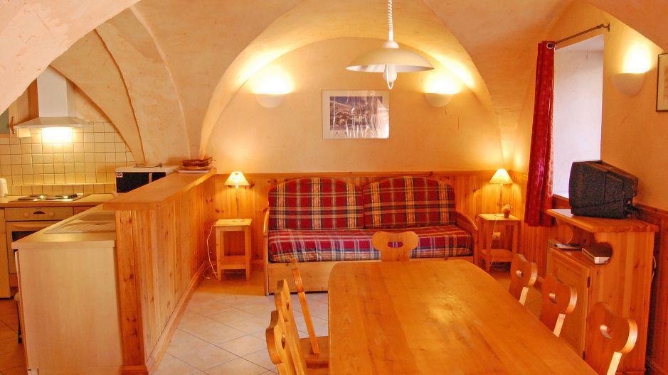 Holiday in mountain resort 3 room apartment 6 people - Chalet Gremelle - Saint Martin de Belleville - Dining area