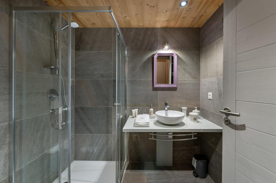 Holiday in mountain resort 2 room apartment 2 people (COCHET) - Chalet l'Éterlou - Les Menuires - Shower
