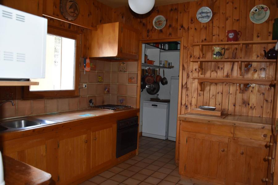 Vacanze in montagna Chalet 7 stanze per 12 persone - Chalet la B'Zeille - Pralognan-la-Vanoise - Cucina