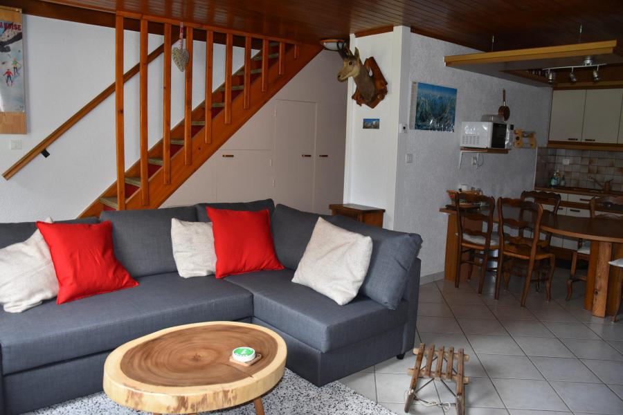 Urlaub in den Bergen Doppelchalethälfte 3 Zimmer für 6 Personen - Chalet la Bourna de l'Ors - Pralognan-la-Vanoise - Wohnzimmer