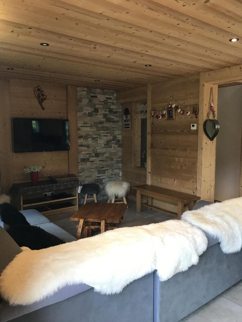 Urlaub in den Bergen Triplex-Chalet 7 zimmer 16 Personnen - Chalet la Calèche - Châtel - Wohnzimmer