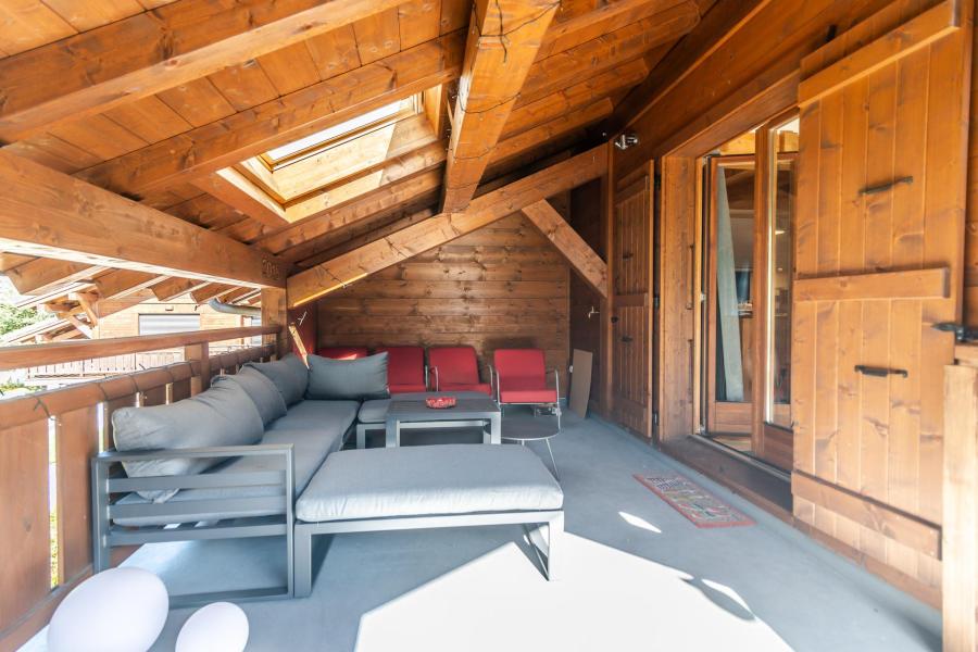 Holiday in mountain resort Semi-detached 5 room chalet 8 people - Chalet La Passionata - Morzine - Balcony