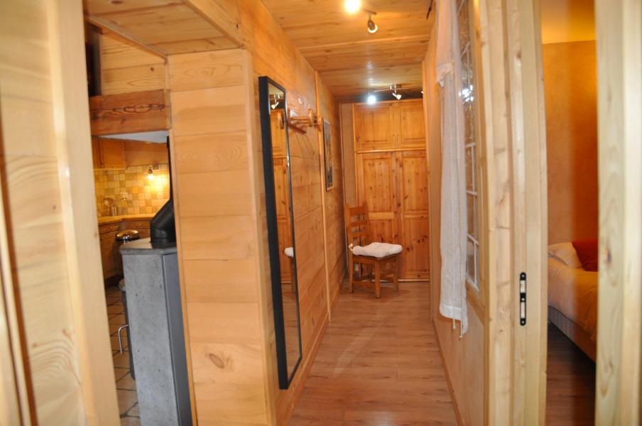 Holiday in mountain resort 5 room apartment 7 people - Chalet la Puce - Châtel - Corridor