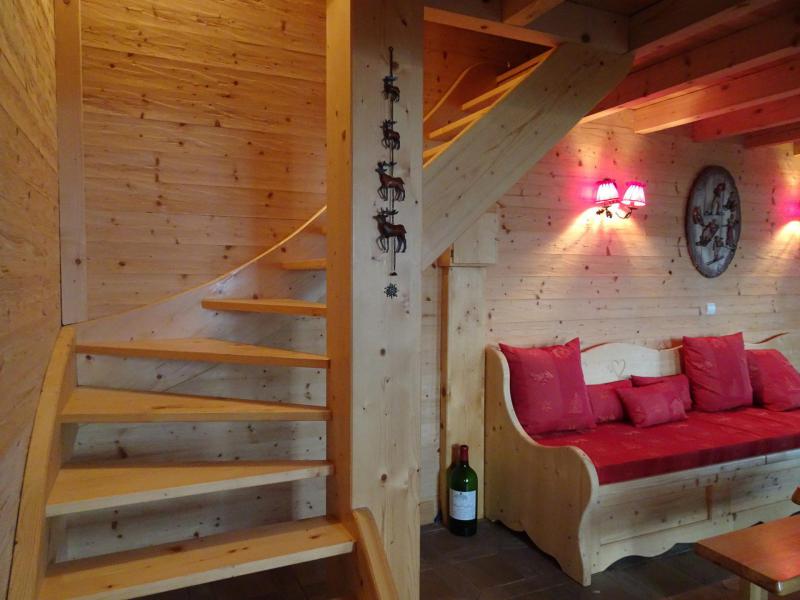 Vacances en montagne Chalet duplex 2 pièces 8 personnes - Chalet la Ravière - Champagny-en-Vanoise - Séjour