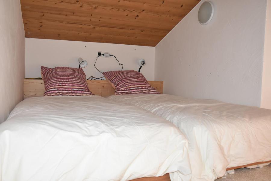 Holiday in mountain resort 4 room apartment 6 people - Chalet le 42 - Pralognan-la-Vanoise - Bedroom