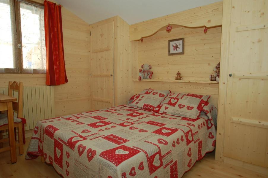 Urlaub in den Bergen 2-Zimmer-Appartment für 4 Personen (4) - Chalet Le Bachal - Le Grand Bornand - Offener Schlafbereich