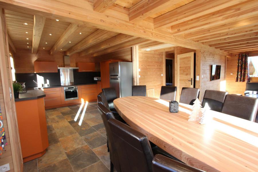 Holiday in mountain resort 6 room duplex chalet 14 people - Chalet le Cocoon - La Toussuire - Living room