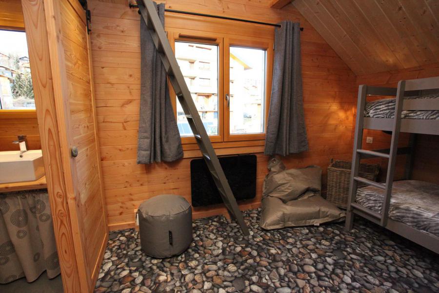 Vakantie in de bergen Chalet duplex 6 kamers 14 personen - Chalet le Cocoon - La Toussuire - Cabine