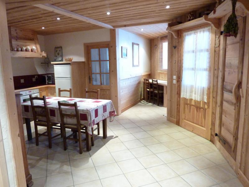 Holiday in mountain resort 3 room apartment 4 people (307) - Chalet le Corty - Le Grand Bornand - Dining area